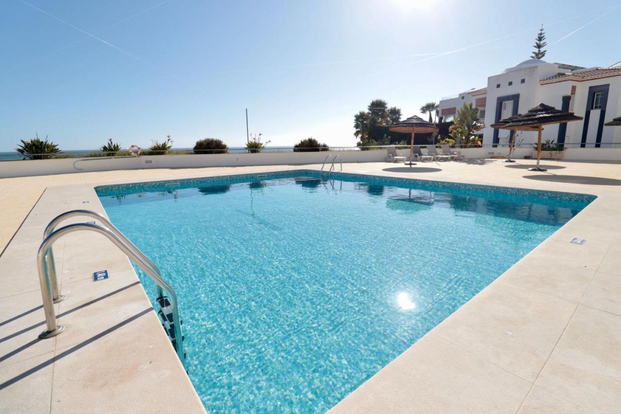 Olhos De Agua 1Br With Pool, Ac And Free Parking Διαμέρισμα Αλμπουφέιρα Εξωτερικό φωτογραφία